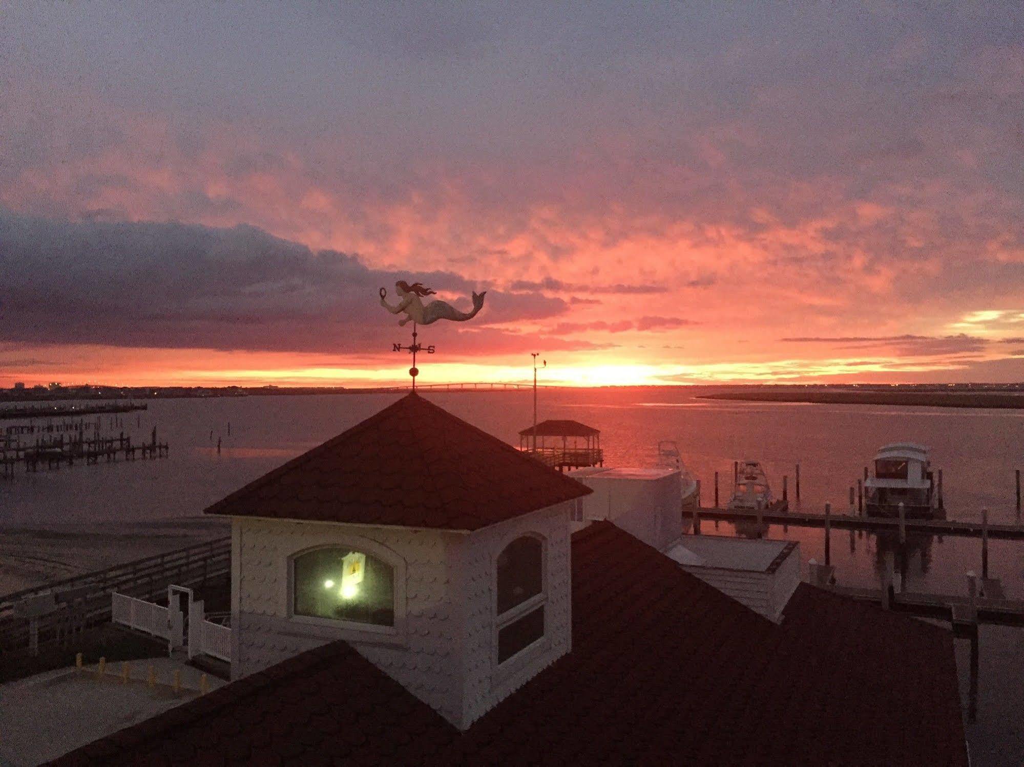 Tavern On The Bay Hotel - Frank Sinatra Suite Somers Point Εξωτερικό φωτογραφία